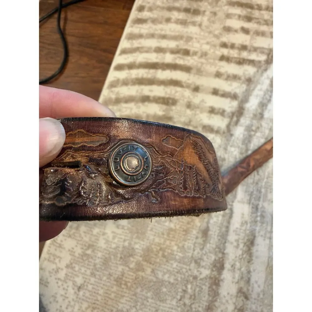 Vintage Brown Leather Eagle Tooled Belt No Buckle - Size 32 (SG65)